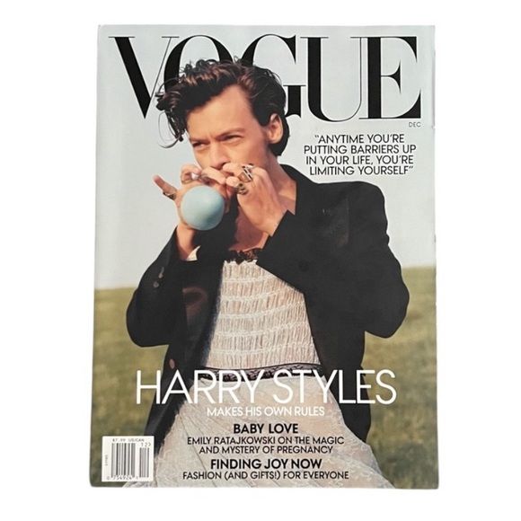 Harry Styles Vogue Cover Issue - Picture 1 of 4